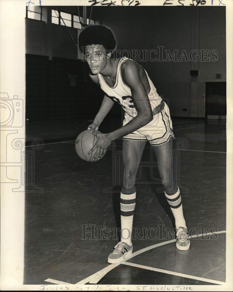 1974 Press Photo Basketball Player James Singleton, No. 33 - nos31759- Historic Images