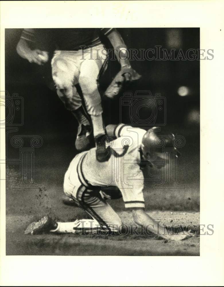 1984 Press Photo Wendy&#39;s Baseball Player Nick Macaluso During Game - nos31967 - Historic Images