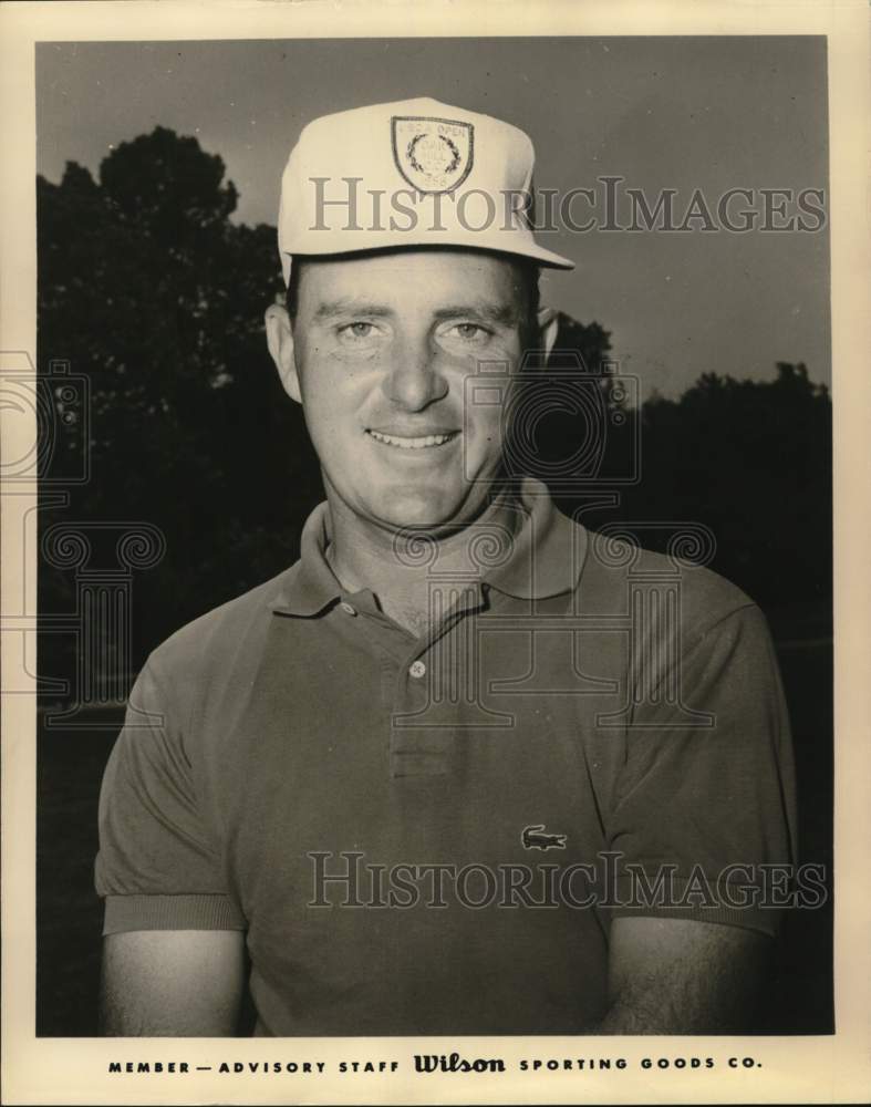 Press Photo Ernie Vossler, Member Wilson Sporting Goods Advisory Staff - Historic Images