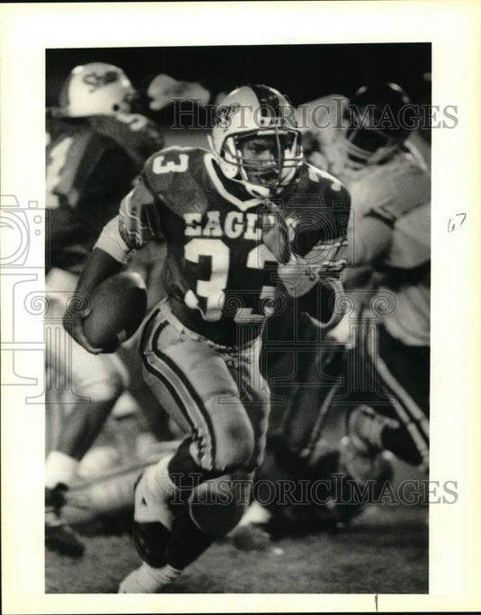 1990 Press Photo Murray White in Shaw vs Booker T. Washington Football Game - Historic Images
