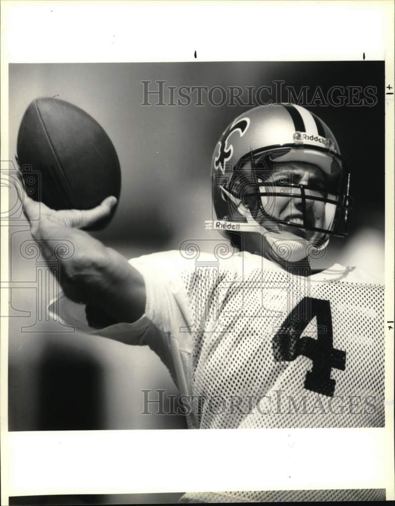 1990 Press Photo New Orleans Saints Quarterback Steve Walsh at First Practice - Historic Images