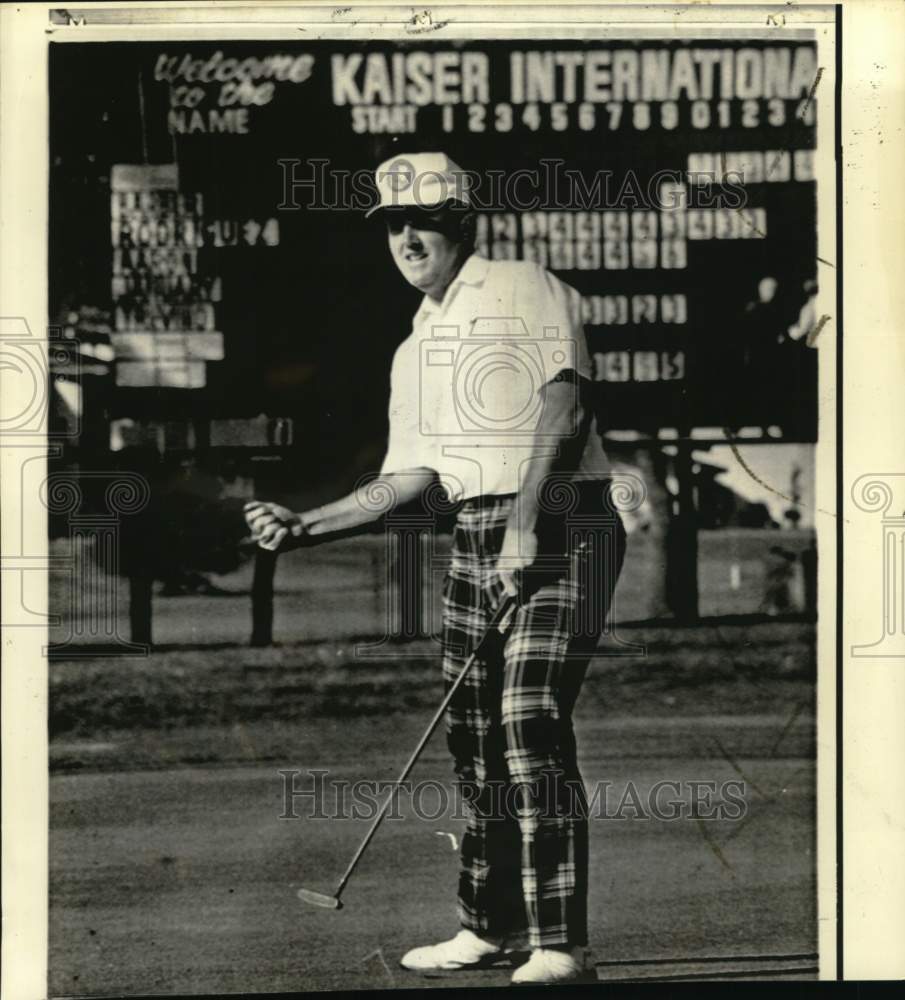 1971 Press Photo Golfer Larry White at NAPA Open - nos32148 - Historic Images