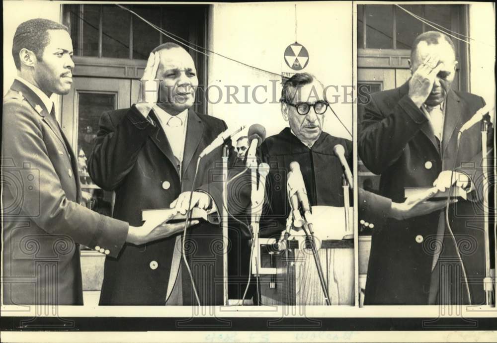 1971 Jersey Joe Walcott Taking Oath as Sheriff of Camden, NJ - Historic Images