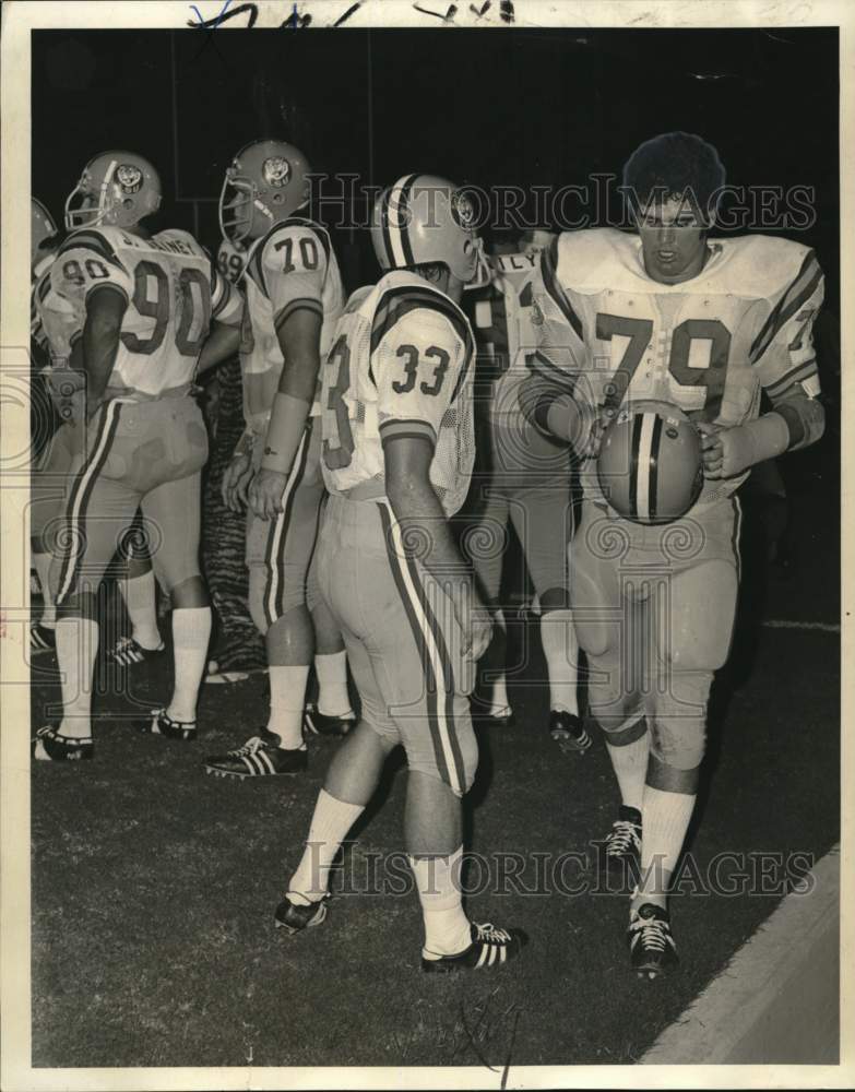 1972 Press Photo Football Player John Wood and Teammates - nos33297- Historic Images