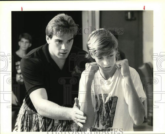 1990 Press Photo Kick Boxing Instructor Kevin Rosier with Student Brandy Ritter- Historic Images