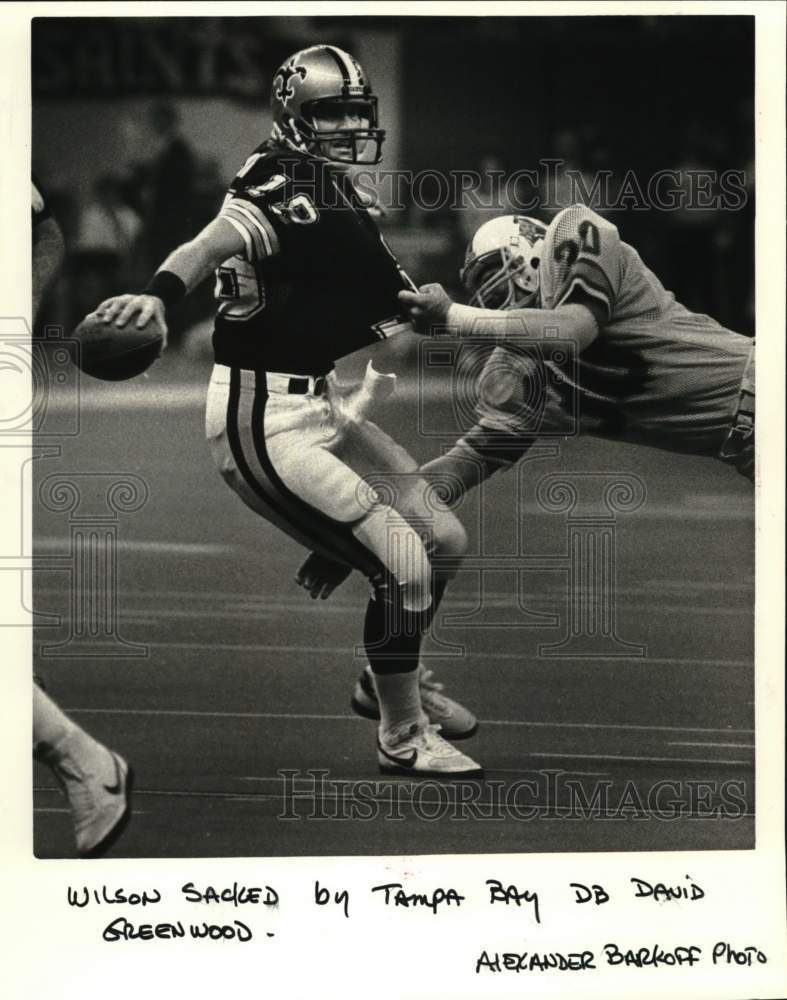 1985 Press Photo New Orleans Saints vs. Tampa Bay Football - nos34332- Historic Images