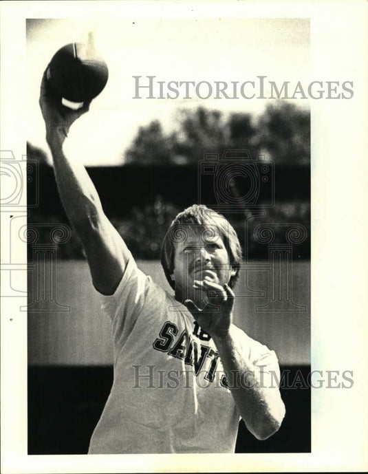 1983 Press Photo Dave Wilson, New Orleans Saints Quarterback - nos34351 - Historic Images