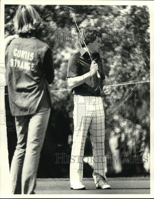 1979 Press Photo Golfer Curtis Strange on the course. - nos34595- Historic Images