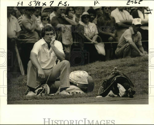 1979 Press Photo Golfer Curtis Strange dejected over New Orleans Open loss- Historic Images