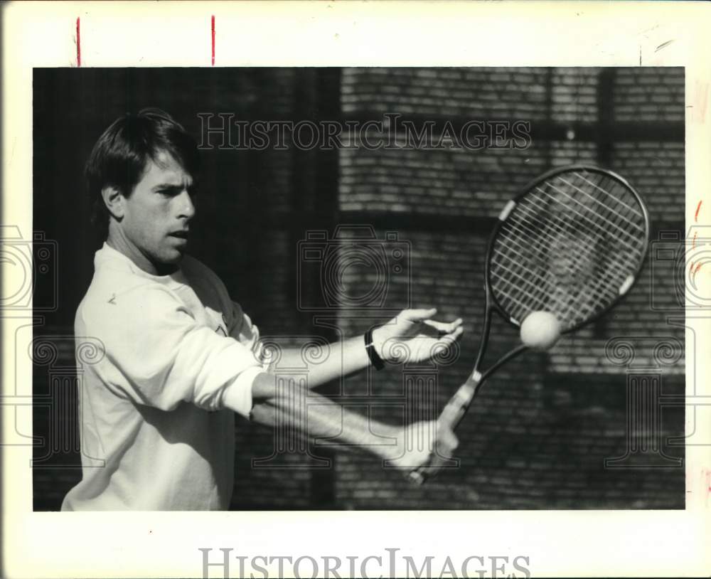 1988 Press Photo Local tennis player Tim Siegel - nos35228 - Historic Images