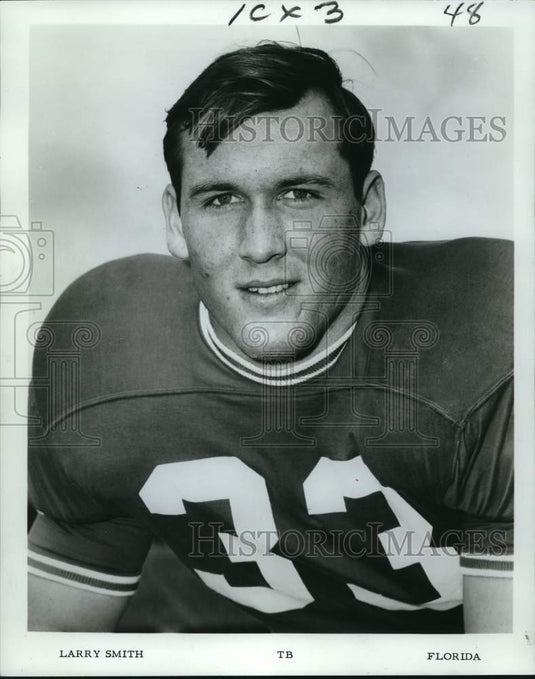 1967 Press Photo Florida Gators' "bulldozer," tailback Larry Smith - nos35533- Historic Images