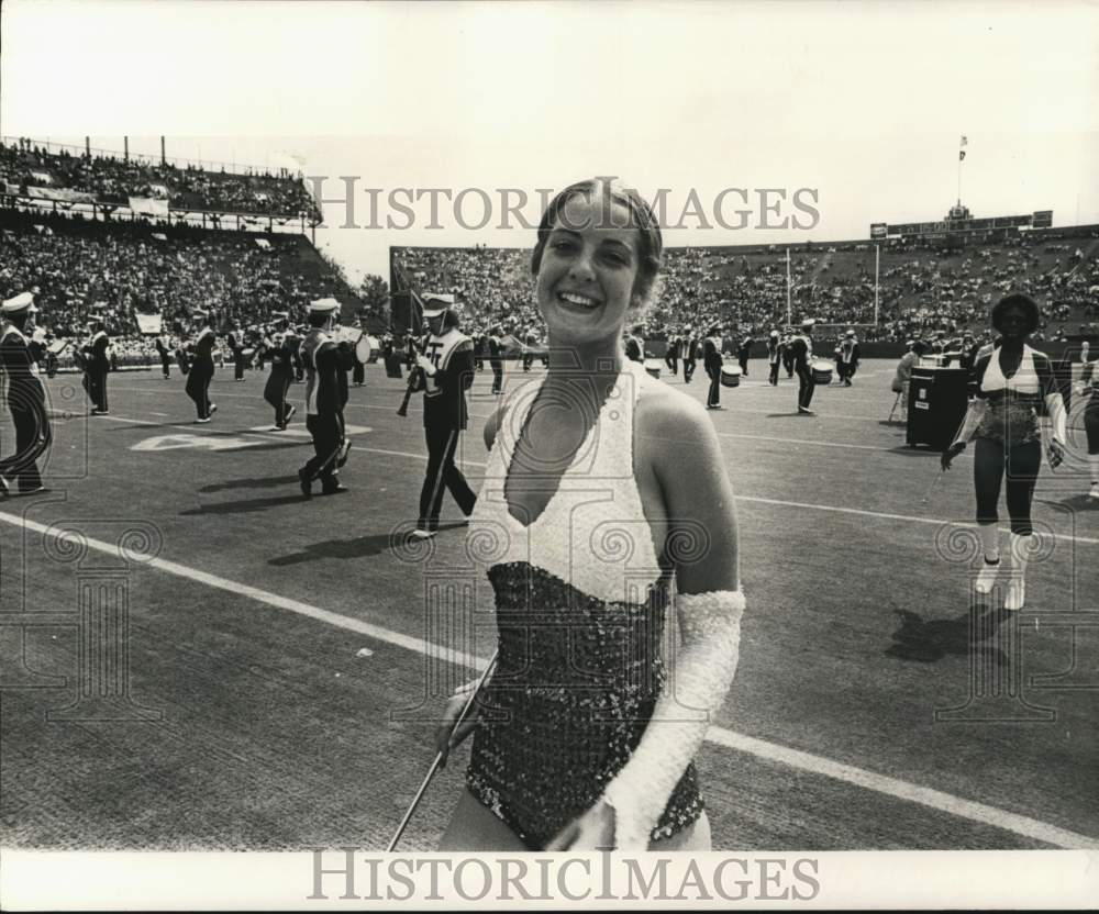 1972 Press Photo Twirlers Sherry Judson, Adiranne Petit at Tulane Football Game- Historic Images