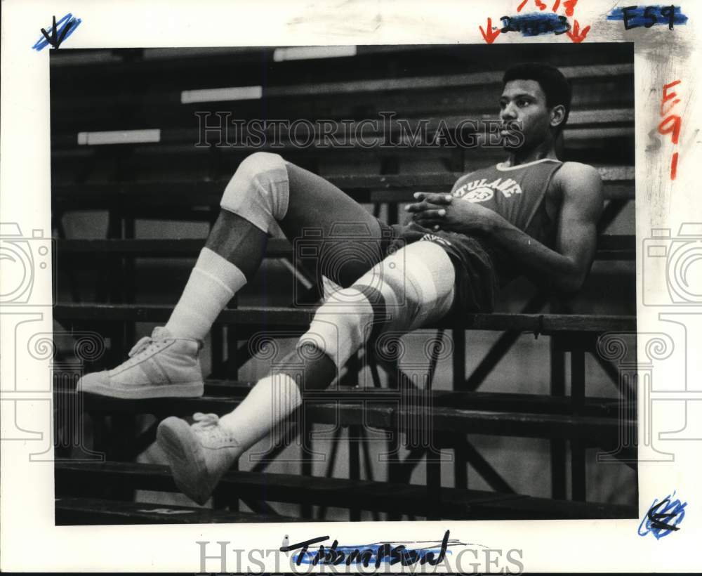 1979 Press Photo Tulane Basketball Player Paul Thompson rests on bleachers- Historic Images