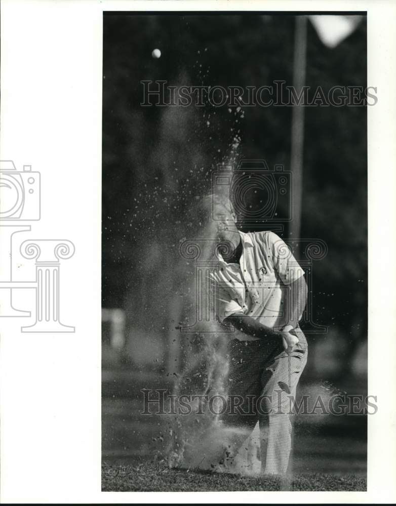 1988 Press Photo Golfer Hal Sutton of Shreveport in 18th Hole of Game- Historic Images