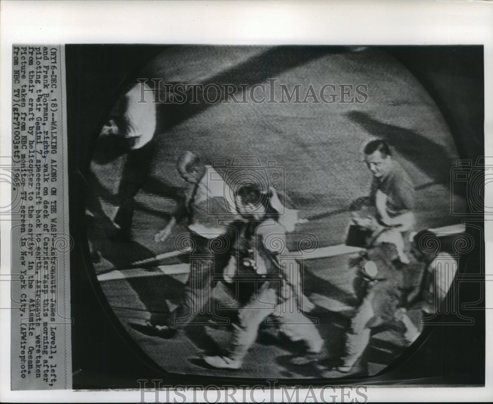 1965 Press Photo James Lovell and Frank Borman, Astronauts of Gemini 7 on Wasp - Historic Images