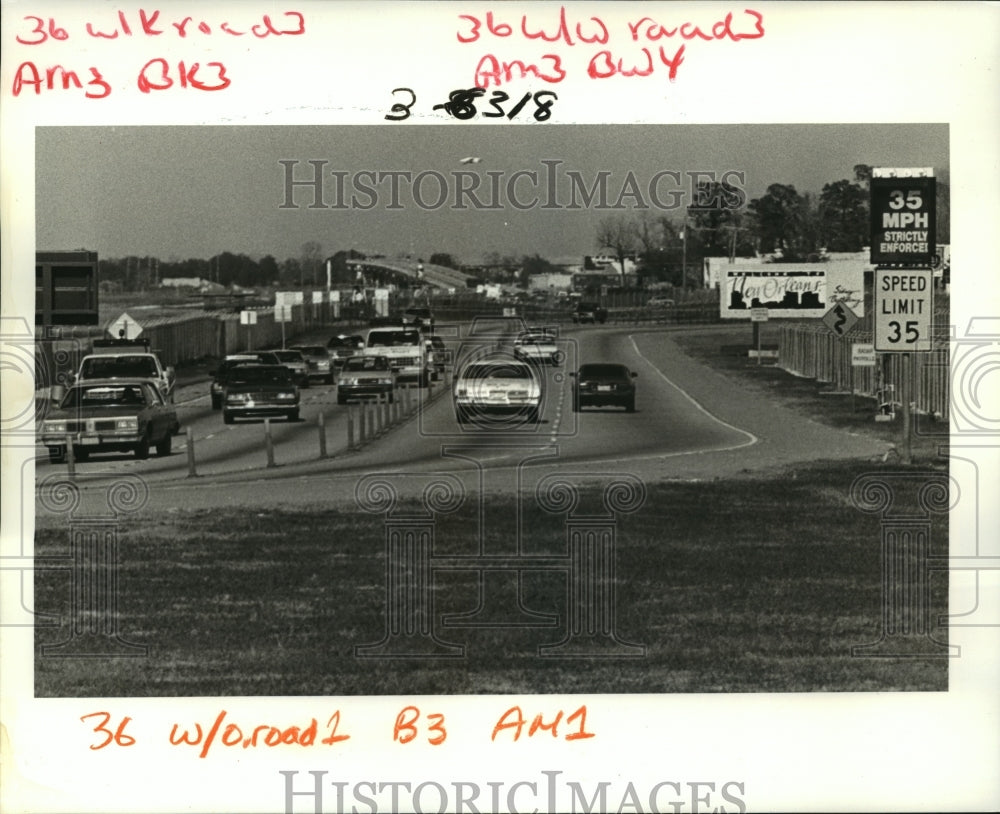 1987 Press Photo New Orleans International Airport Access Road - not01242 - Historic Images