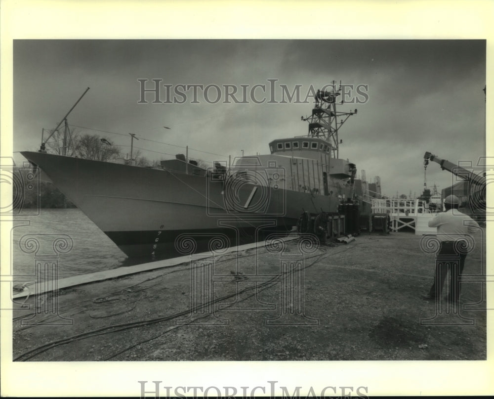 1992 Press Photo The Navy patrol ship Cyclone at Bollinger Shipyard in Lockport - Historic Images