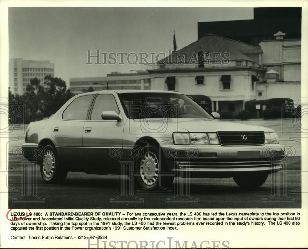 1992 Press Photo The new four-door Lexus LS 400, a leader in car quality studies - Historic Images