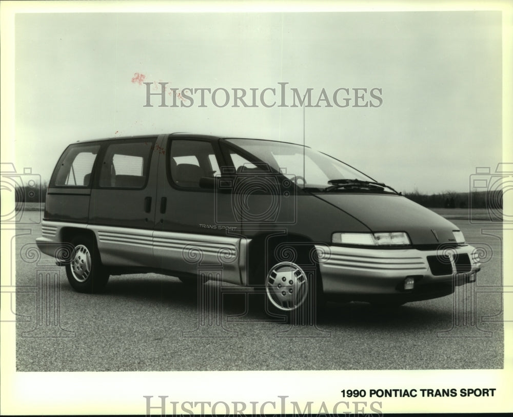1989 Press Photo The new 1990 four-door Pontiac Trans Sport automobile - Historic Images