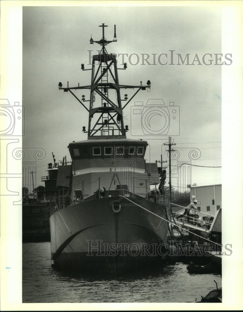 1992 Press Photo Navy patrol ship Cyclone awaits christening, Bollinger Shipyard - Historic Images