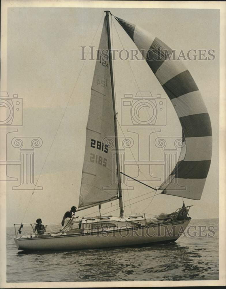 1974 Press Photo Boat Racing - Winning Boat in Sailboat Race - Historic Images