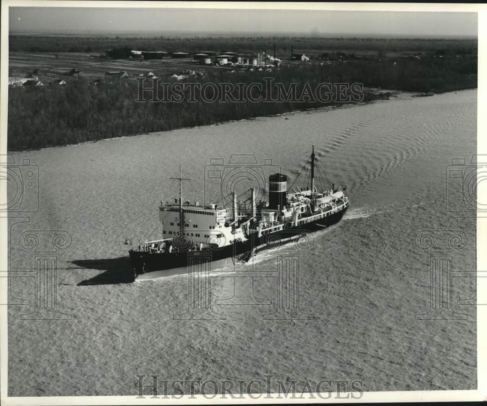 1959 Dredge Langfitt ship of the Corps of Engineers-Historic Images