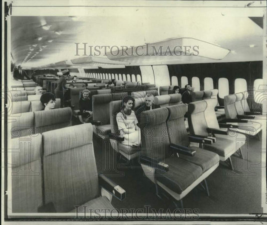1966 Press Photo Boeing 747 aircraft's economy class cabin mock-up - not05421- Historic Images