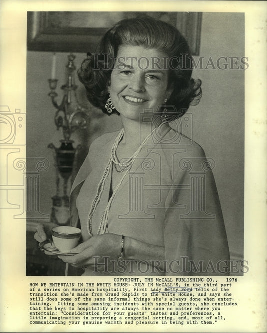 1976 Press Photo First Lady Betty Fords's suggestions for hospitality-Historic Images