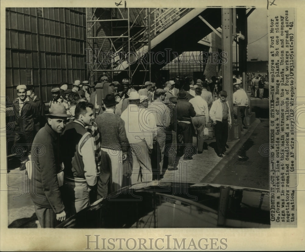 1961 UAW employees at Ford Motor Company form picket line - Historic Images