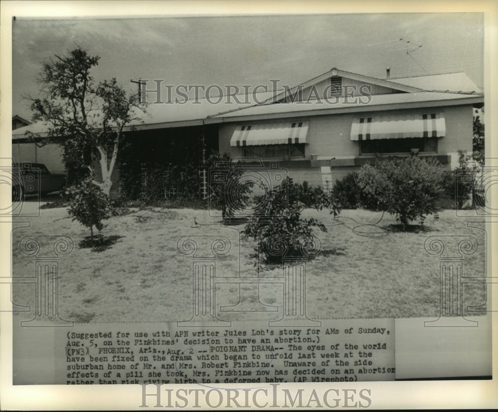 1962 Phoenix, Arizona home of Mr. &amp; Mrs. Robert Finkbine &amp; family - Historic Images