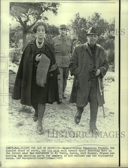 1970 Gen. Francisco Franco & others out for day of shooting - Historic Images