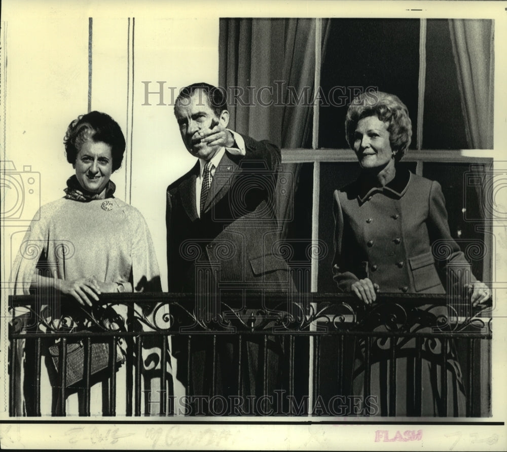 1971 President &amp; Mrs. Nixon and Prime Minister Gandhi at White House - Historic Images