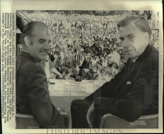 1969 John Galbraith & Sen. McGovern at Boston rally - Historic Images