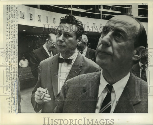 1964 Press Photo Soviet ambassador Fedorenio & Adlai Stevenson at World's Fair-Historic Images