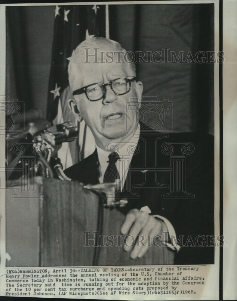 1968 Treasury Secretary Henry Fowler at U.S. Chamber of Commerce - Historic Images