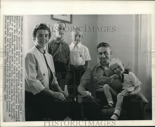 1965 Dr. Owen Garriott, space scientist shown with his family - Historic Images