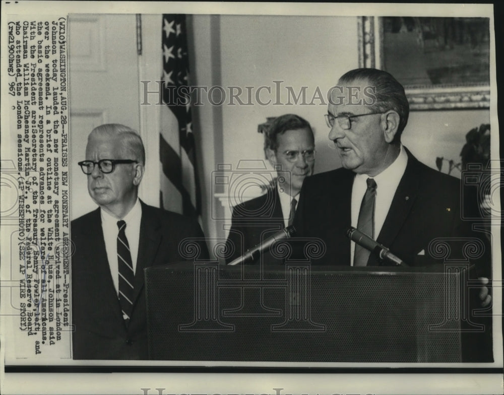 1967 President Johnson, Henry Fowler &amp; others at White House - Historic Images