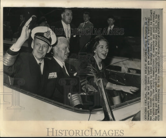 1960 King Frederik IX & Queen Ingrid in NY ticker tape parade - Historic Images
