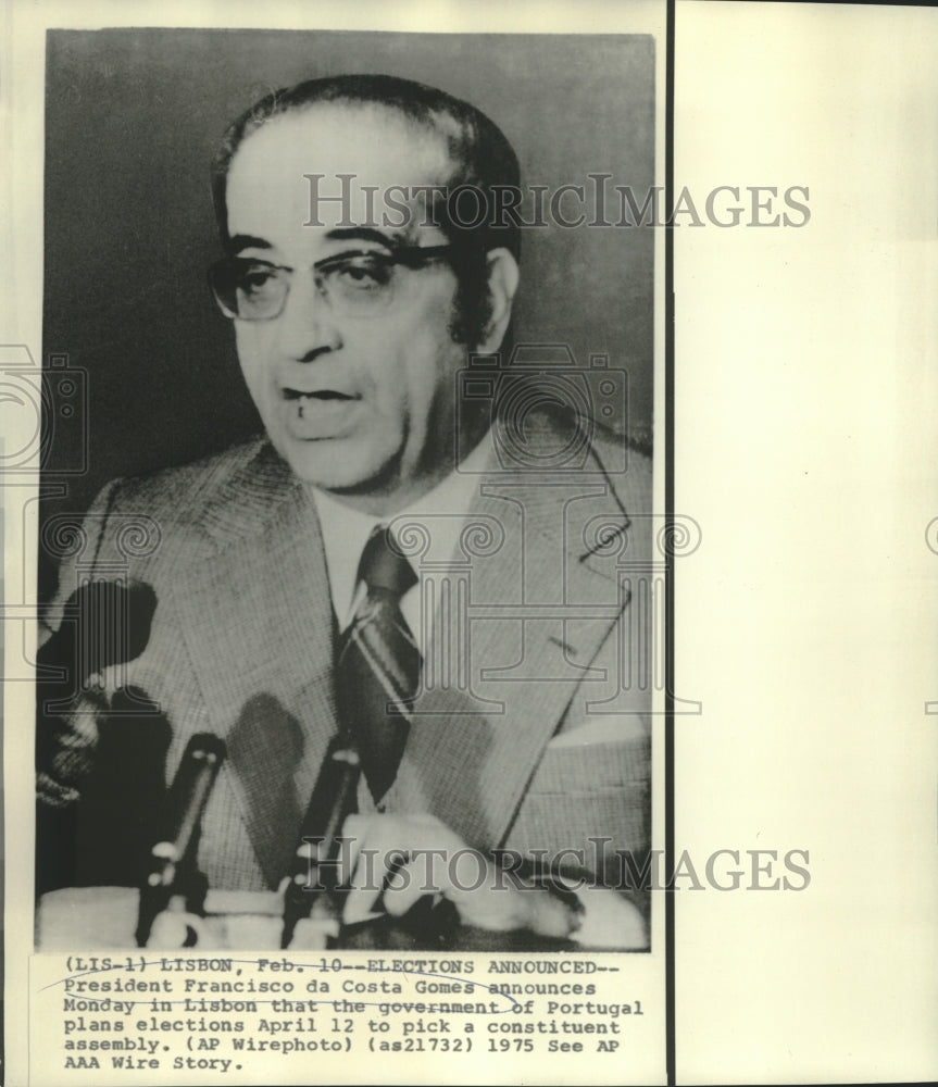 1975 Lisbon's President Gomes makes election announcement - Historic Images