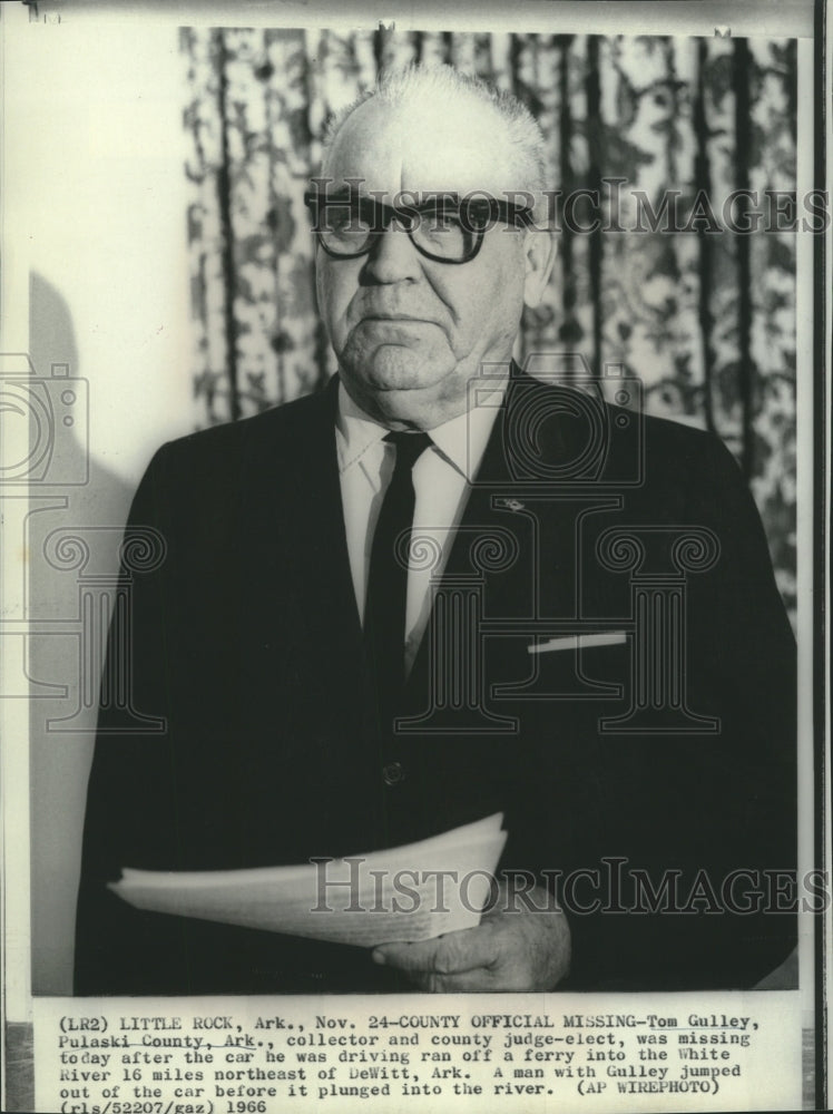 Pulaski County, AR, collector &amp; county judge-elect Tom Gulley - Historic Images