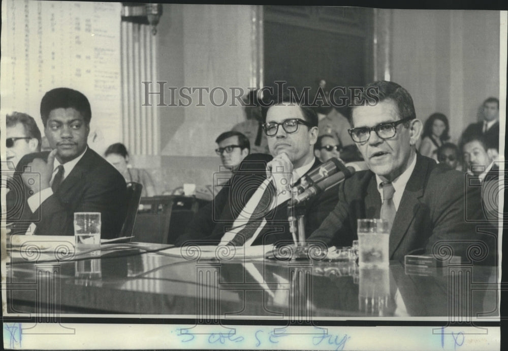 1968 Reverend Fry and others at Senate hearing. - Historic Images