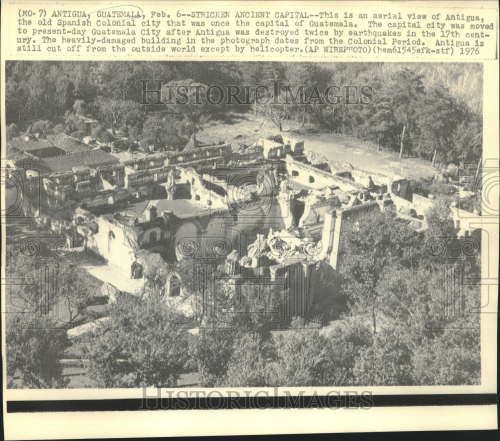 1976 Press Photo Earthquake damaged Spanish Colonial city of Antigua, Guatemala-Historic Images