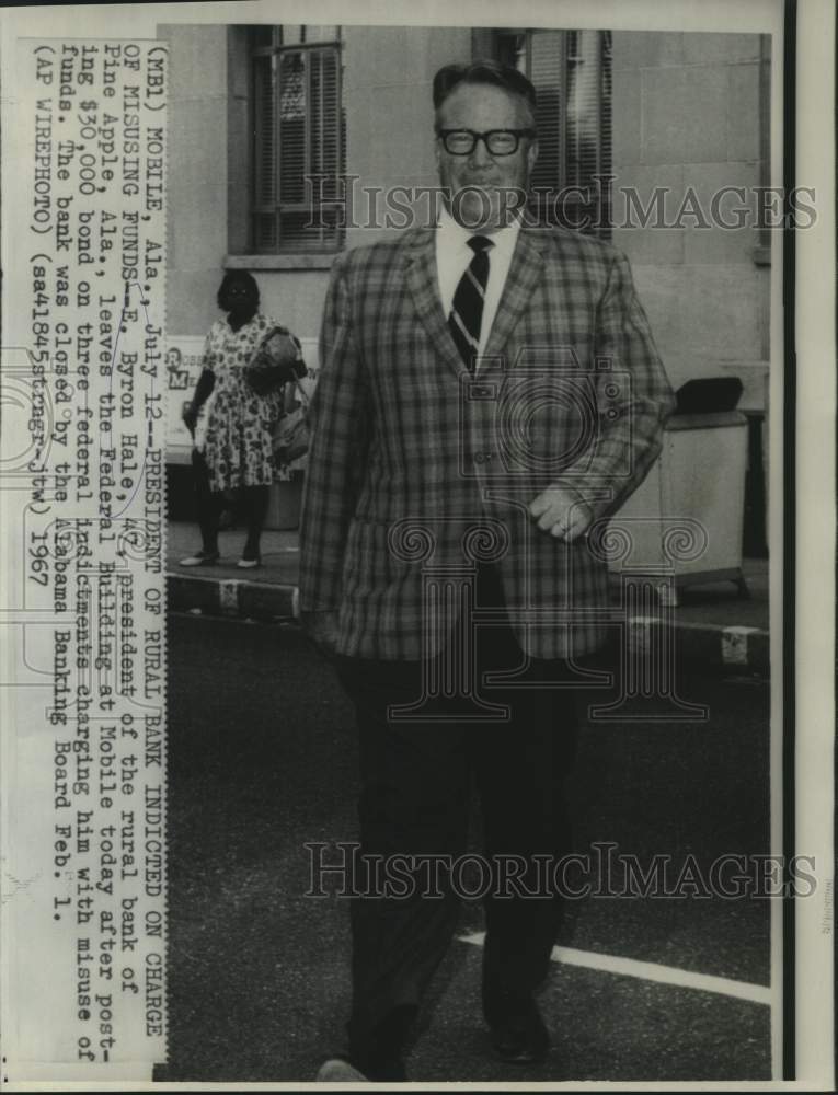 1967 E. Bryon Hale leaves Federal Building at Mobile, Alabama - Historic Images