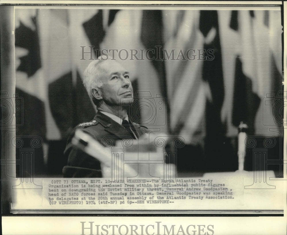 1974 General Andrew Goodpaster, Head of NATO forces in Ottawa. - Historic Images