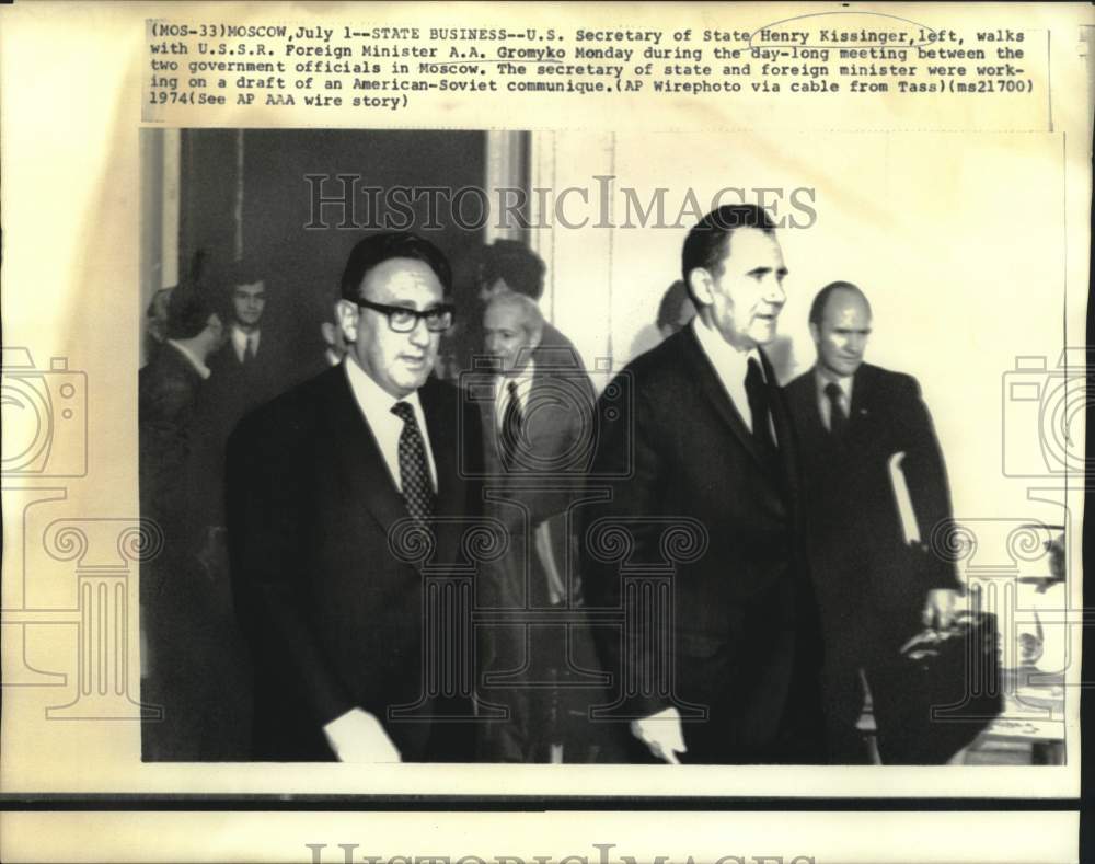 1974 Secretary of State Henry Kissinger & Gromyko walk in Moscow - Historic Images