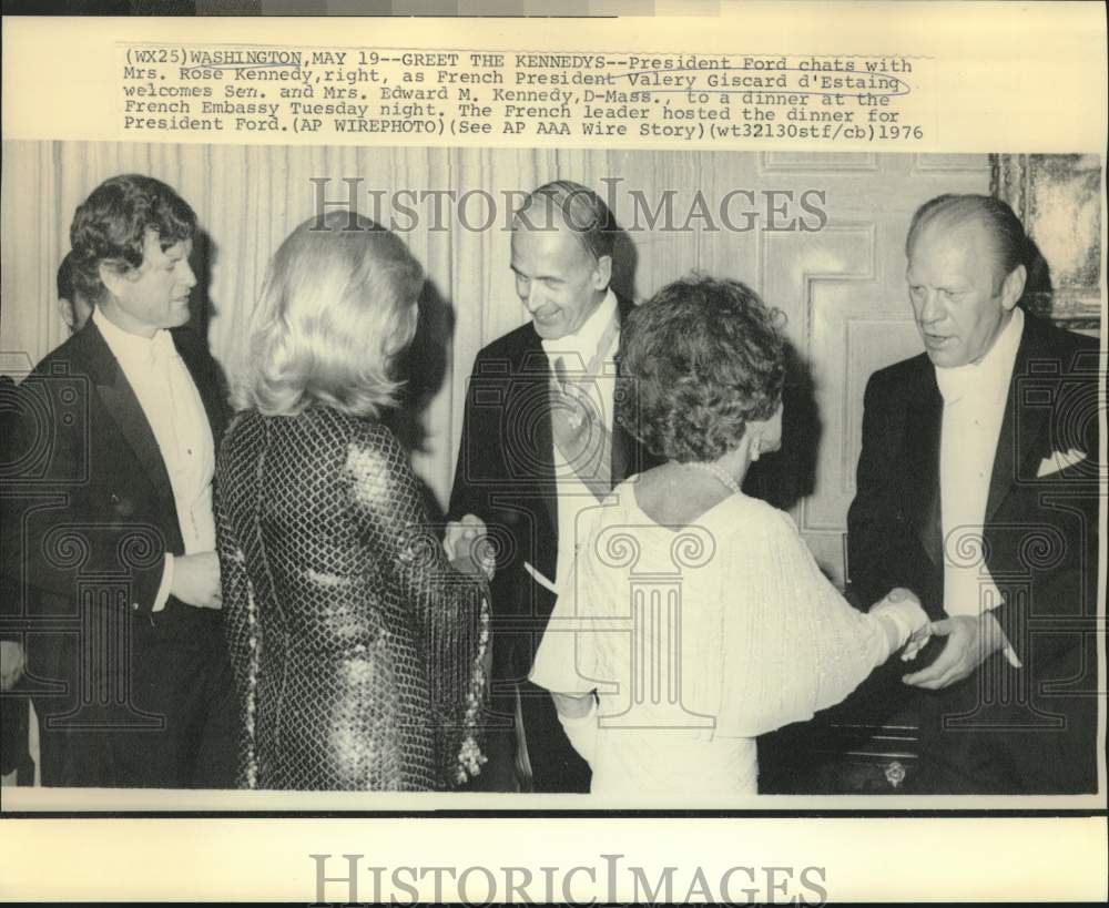 1976 Presidents Ford &amp; d&#39;Estaing greet the Kennedy&#39;s in Washington - Historic Images