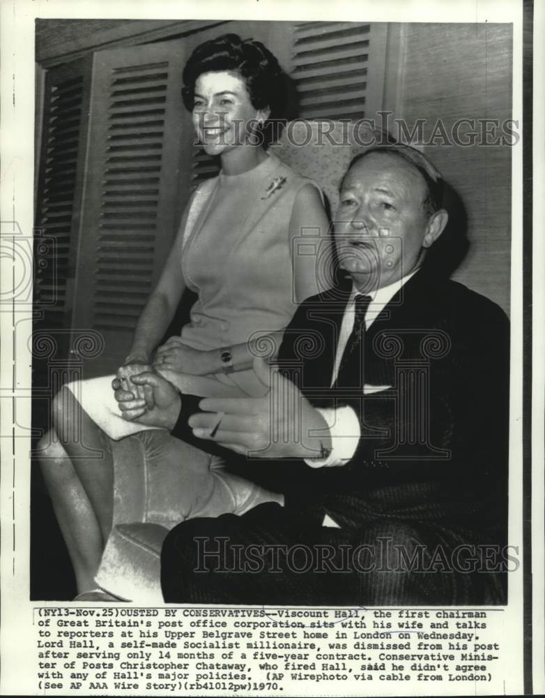 1970 Viscount Hall & wife talk to reporters at his London home - Historic Images