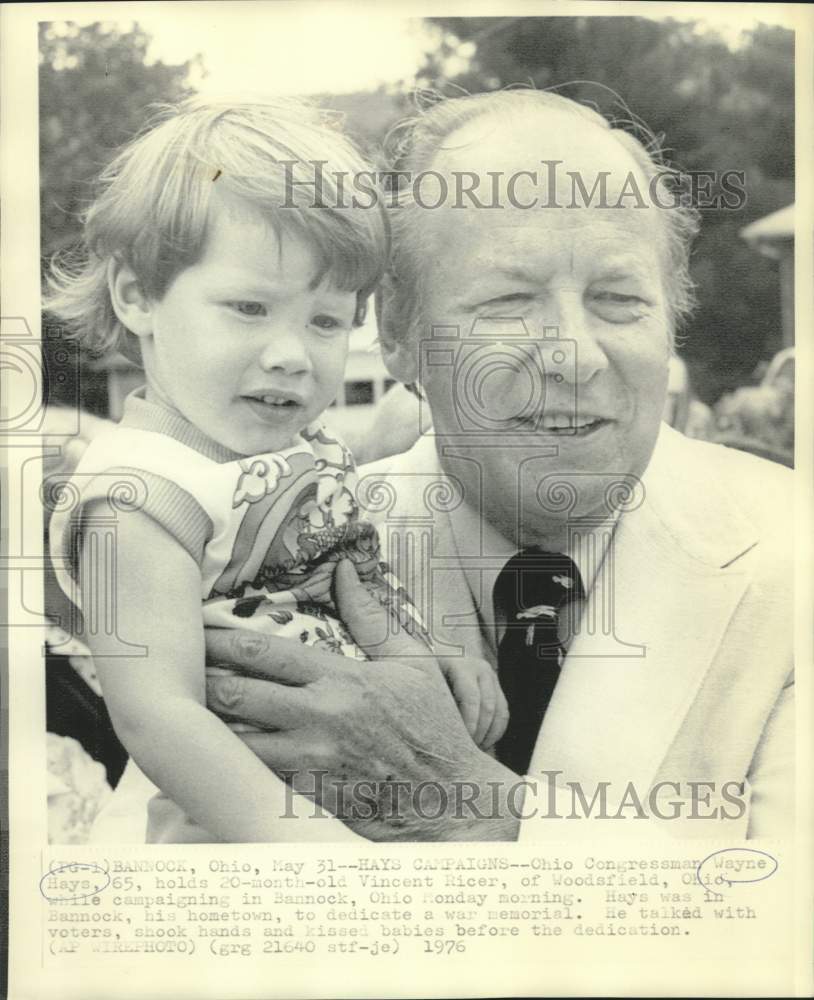 1976 Ohio Congressman Wayne Hays with Vincent campaigns in Ohio - Historic Images