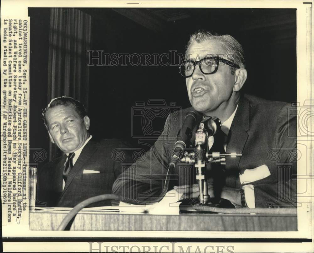 1969 Agriculture Secretary Clifford Hardin &amp; other at Senate Select - Historic Images