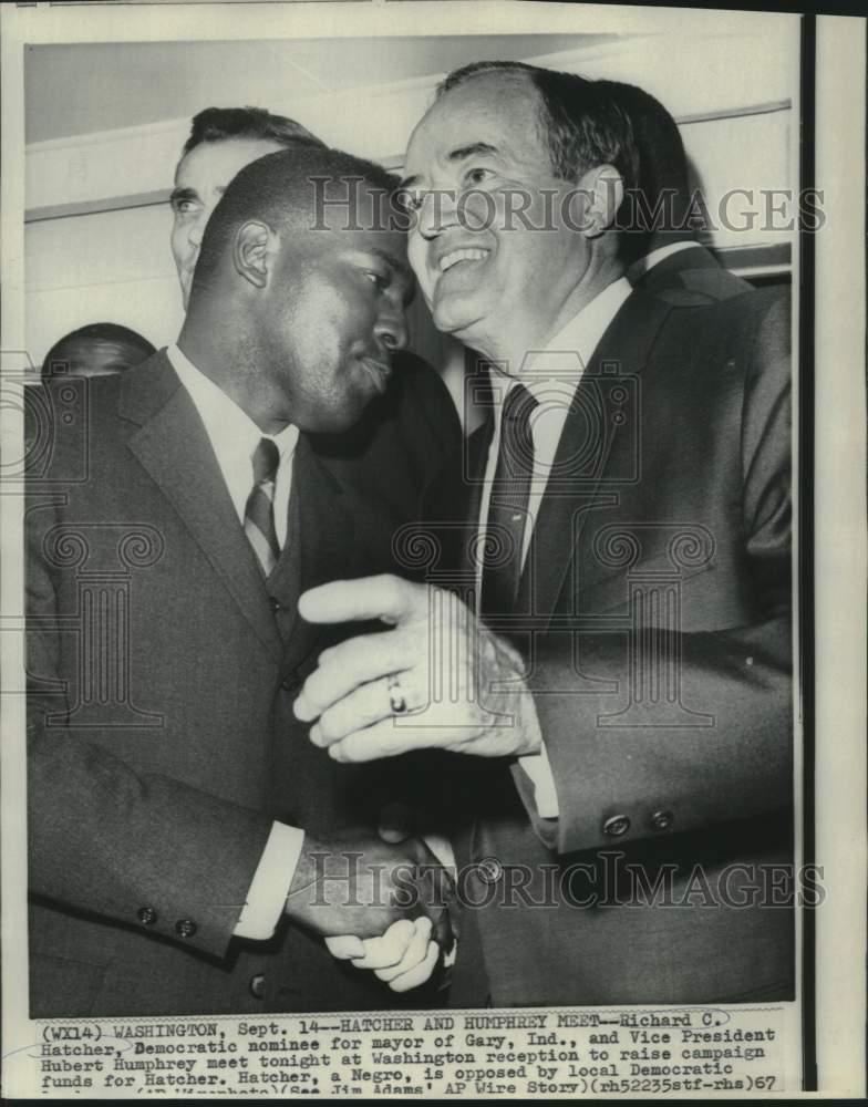 1967 Richard Hatcher &amp; Vice President Humphrey at Washington event - Historic Images